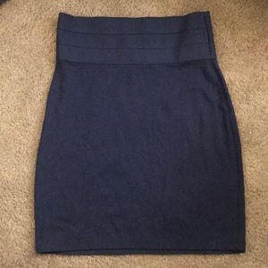 Max studio high waisted navy skirt size small